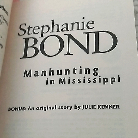 (5/$10) Manhunting in Mississippi by Stephanie Bond - Picture 3 of 3